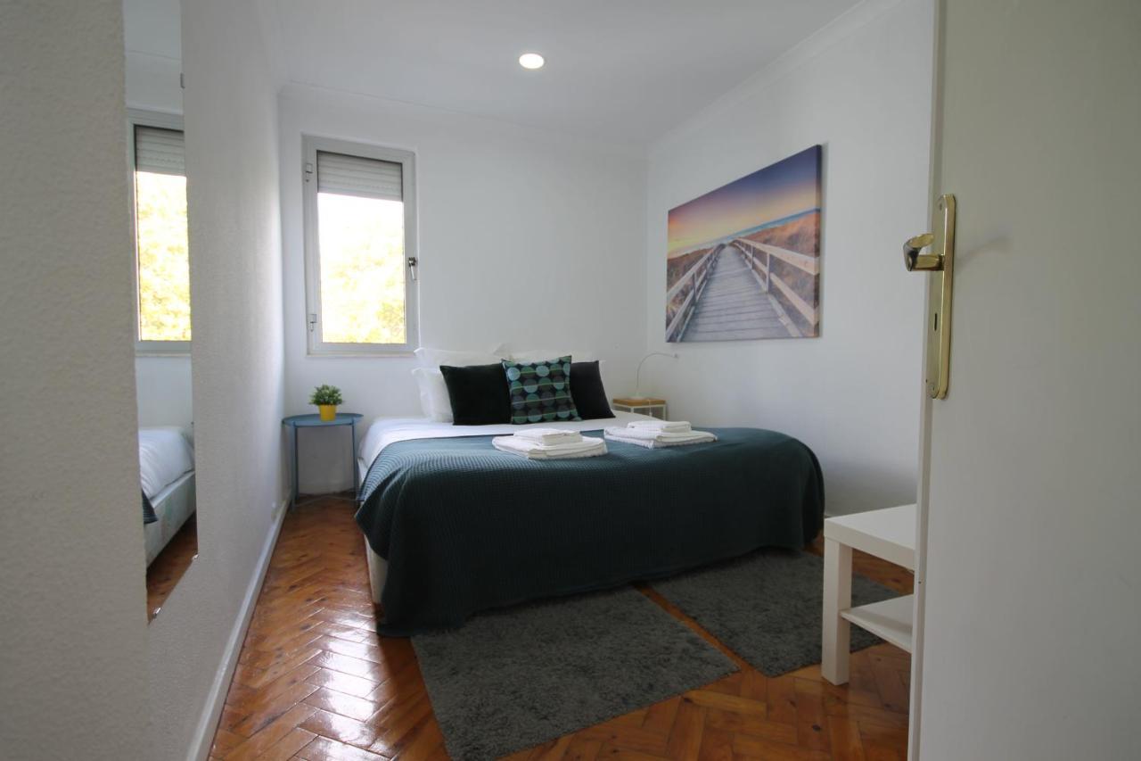 Lisbon South Apartment Екстериор снимка