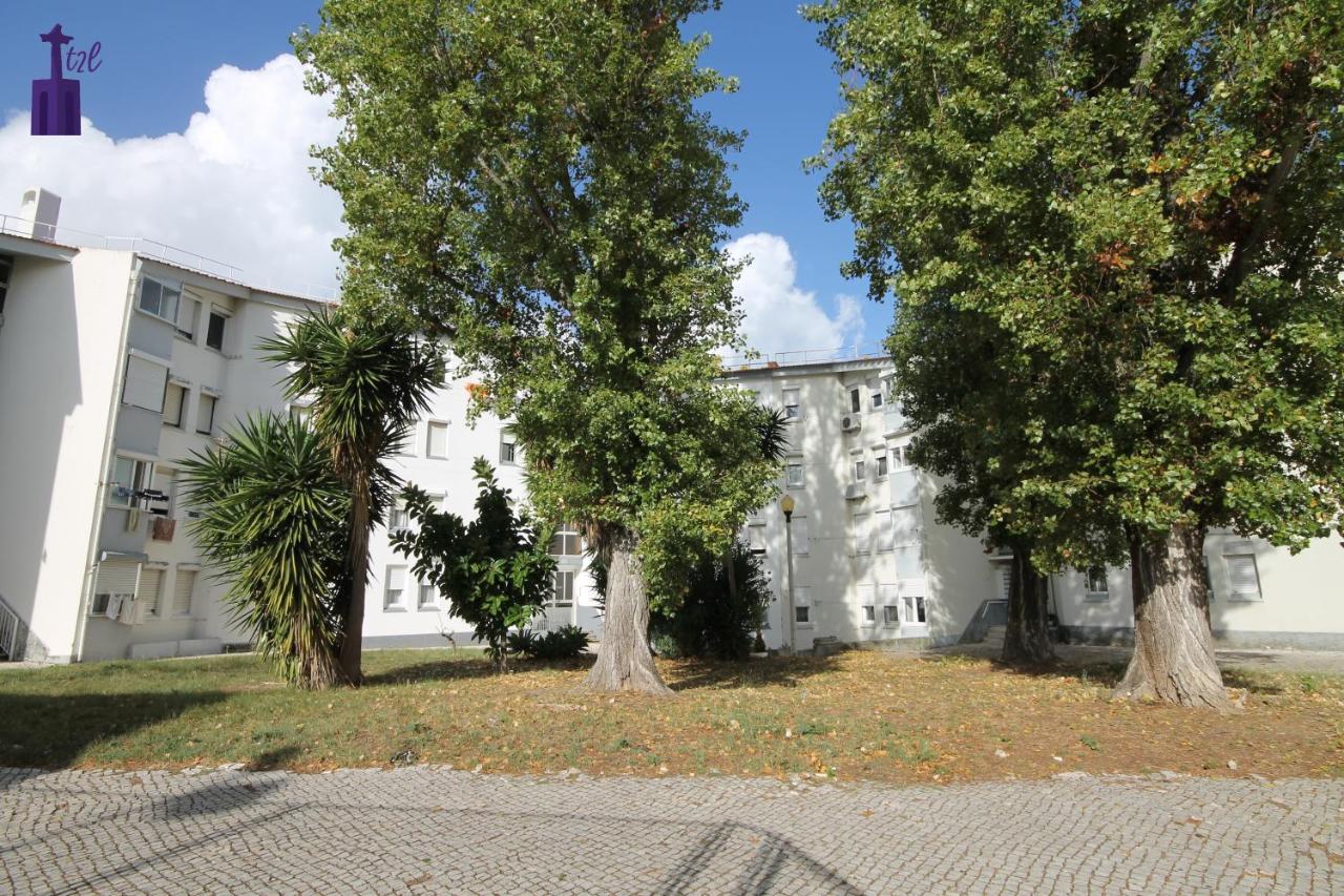 Lisbon South Apartment Екстериор снимка