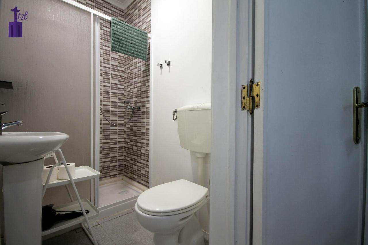 Lisbon South Apartment Екстериор снимка