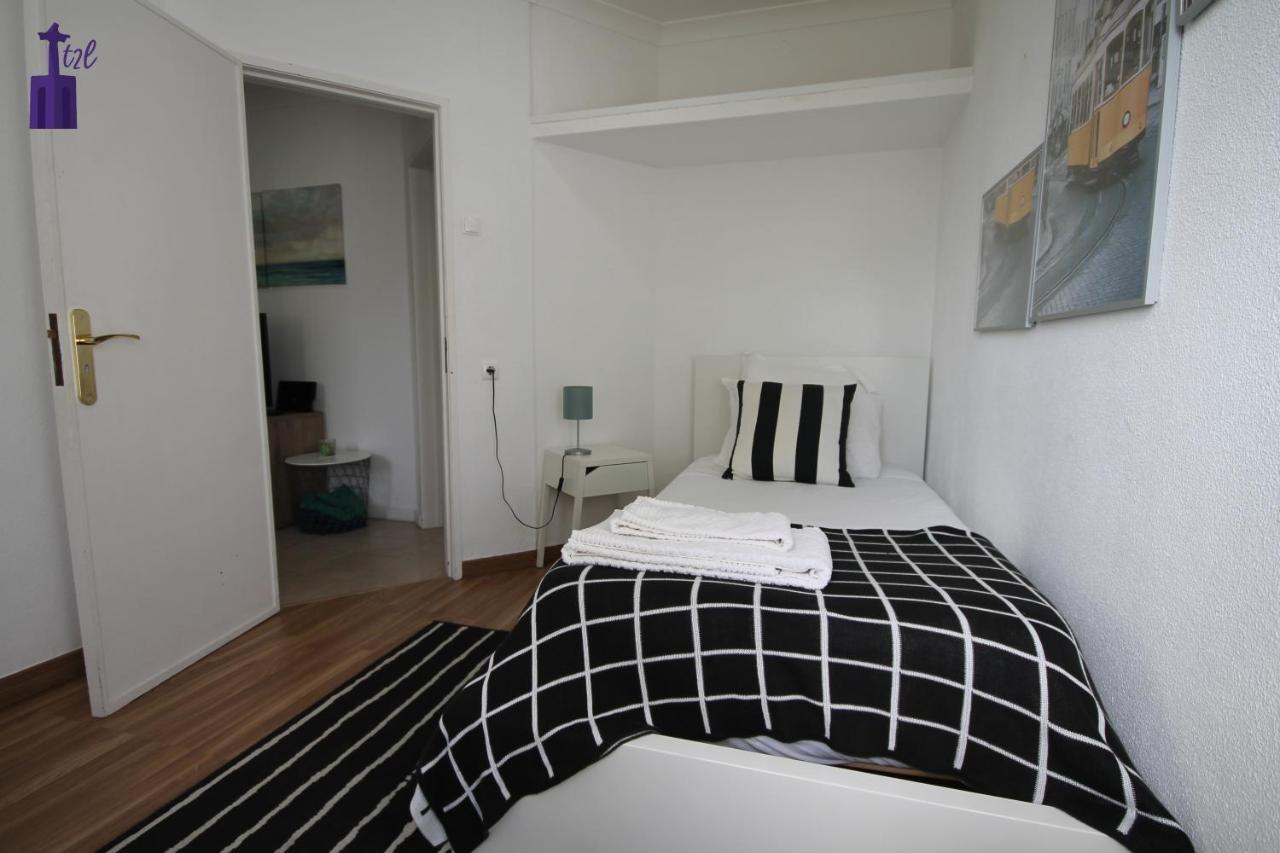 Lisbon South Apartment Екстериор снимка