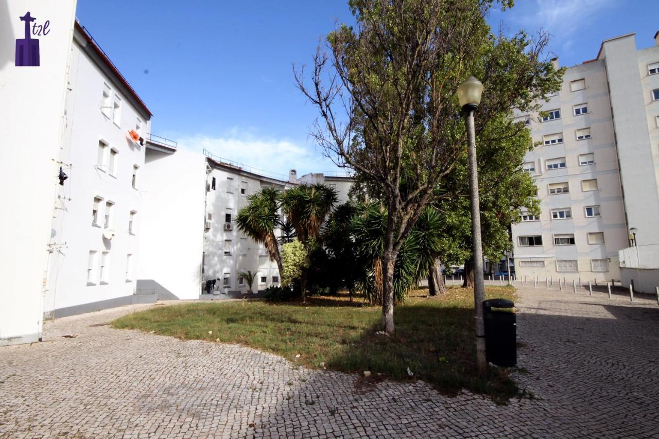 Lisbon South Apartment Екстериор снимка